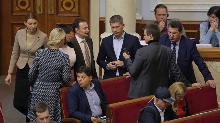 Провластные фракции обсуждают, как им провалить голосование за новый избирательный кодекс, фото: facebook.com/pg/BlokPetraPoroshenka