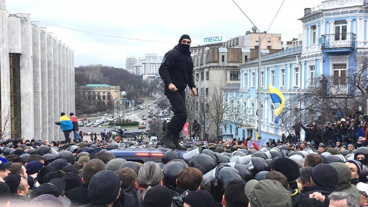 Освобождение Михаила Саакашвили в центре Киева стало серьезным ударом по украинской власти, фото: Олег Терещенко