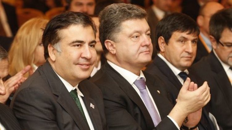 Два года назад Порошенко сам пригласил Саакашвили в Украину. Фото: Replyua.net