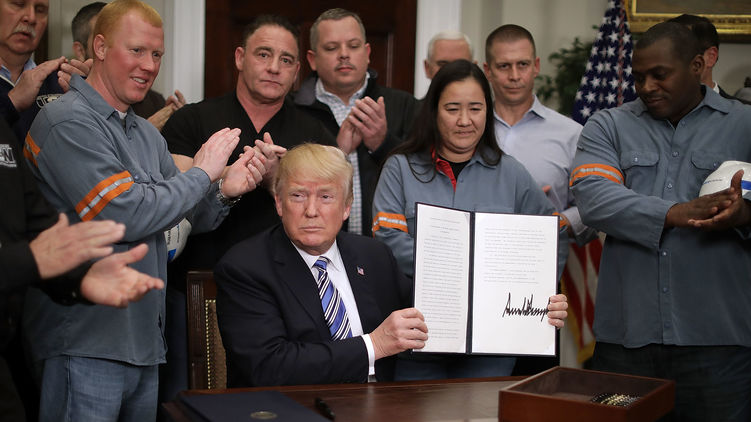 Президент США Дональд Трамп одобрил введение пошлин на сталь и алюминий, фото: gtc.news