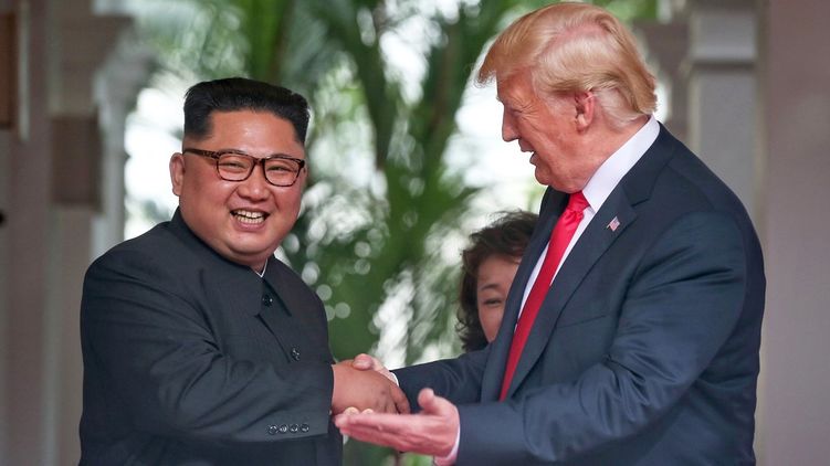 Ким и Трамп. Фото - Синьхуа