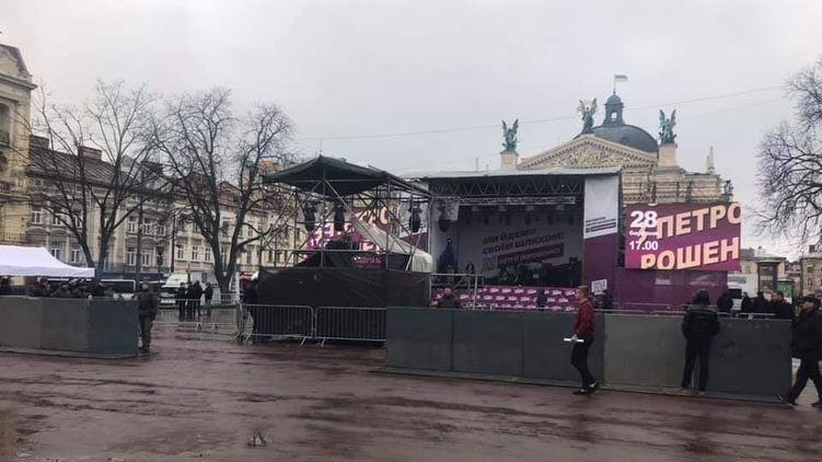 Петр Порошенко во Львове 28 марта. Фото: facebook.com