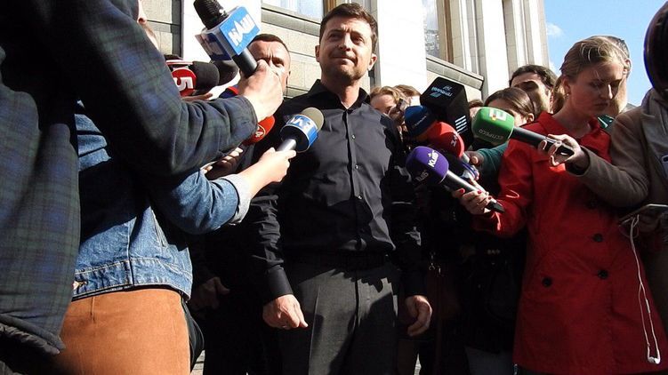 Владимир Зеленский после полемики с депутатами. Фото 
