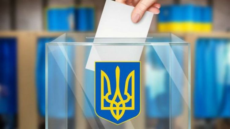На досрочные выборы в Раду от Харькова идут известные персоналии, фото: 24tv.ua