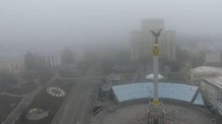 Смог в Киеве. В столице сохраняются проблемы с загрязненностью воздуха. Фото: скриншот видео Апострофа