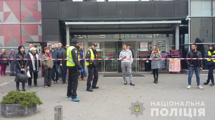 Стрельба в Харькове произошла у супермаркета Восторг