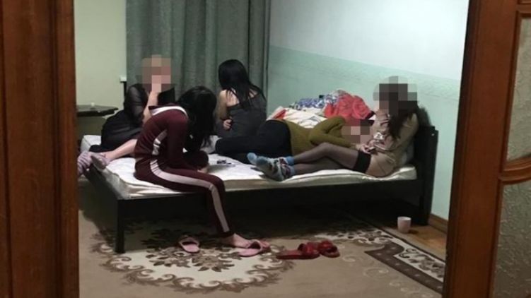Проститутки и бандиты снять проститутку в калининграде индивидуалку