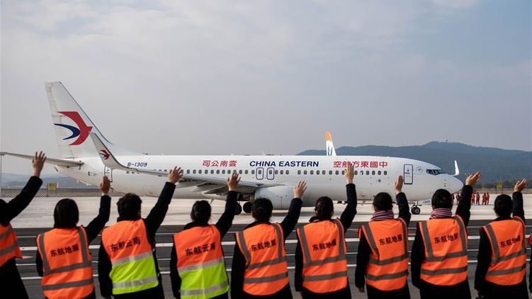 Китайский самолет. Фото: russian.news.cn