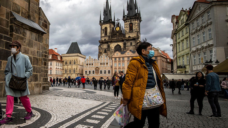 В Чехии открывают границы на выезд после почти 1,5 месяца карантина. Фото: 