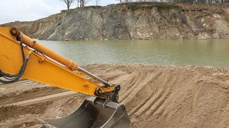 В новом законопроекте по водному транспорту хотят провести схему по добыче песка