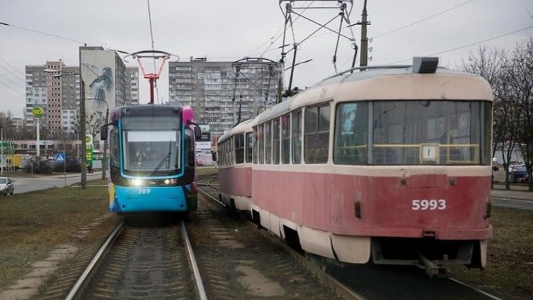 Решение о возобновление полноценной работы транспорта будут принимать местные власти. Фото: cfts.org.ua