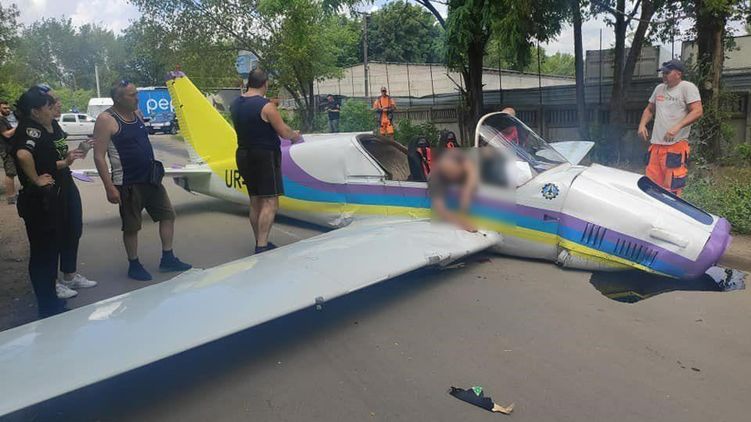 Крушение самолета в Одессе. Фото: facebook.com/alexander.nikolov.545