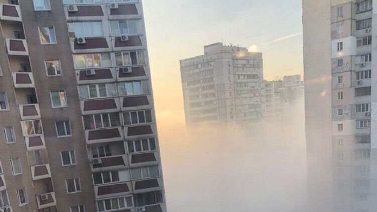 В Харьковском массиве с утра 21 сентября наблюдается смог. Фото: 