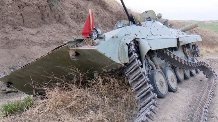 Подбитая военная техника. Фото: Минобороны Карабаха