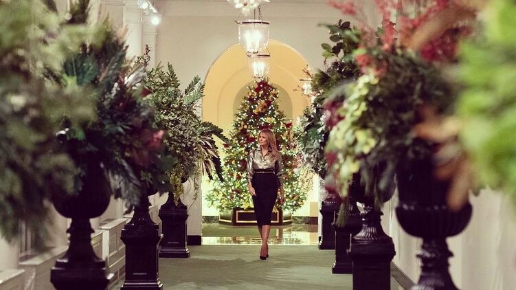 Мелания Трамп в Белом доме уже украсила елку, фото: instagam.com