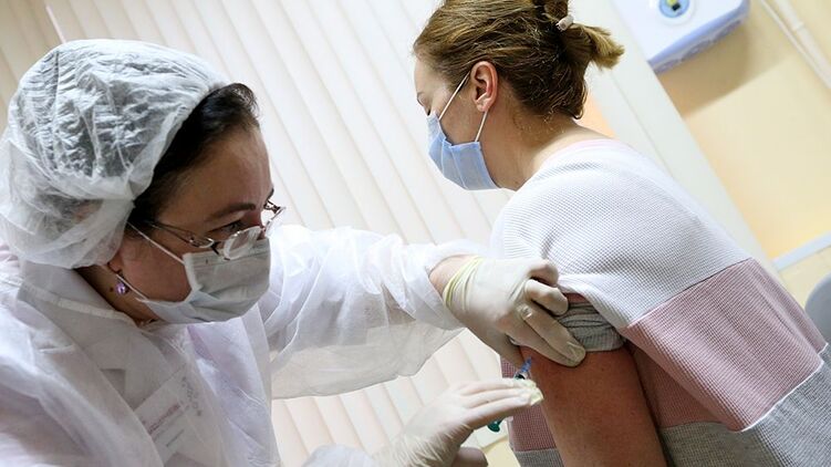 Прививка от коронавируса в России. Фото: Российская газета 