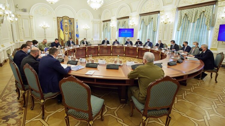 Сегодня в СНБО решали вопросы, касающиеся Донбасса и санкций. Фото: president.gov.ua