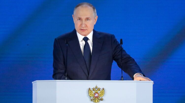 Владимир Путин читает послание Федеральному собранию 2021. Фото с сайта Кремля