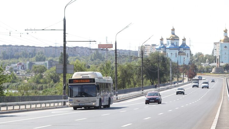 Проезд в Кривом Роге сделали бесплатным. Перестанут ли платить за поездки на автобусах и троллейбусах в других городах Украины