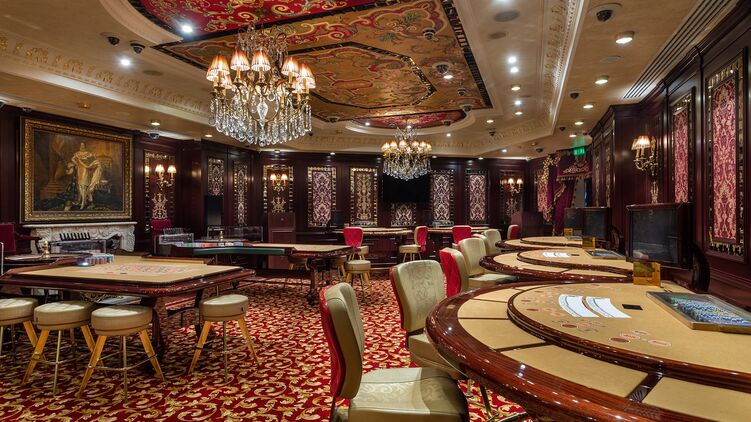 Казино в отелях Украины уже ждут игроков. Фото: Фейсбук Billionaire Casino Kyiv