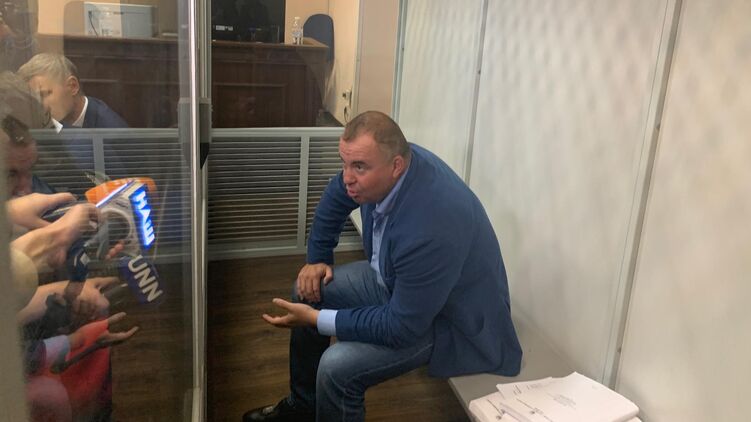 Олег Гладковский в 2019 году был взят под стражу, но потом вышел под залог, и сейчас свободен. Фото 
