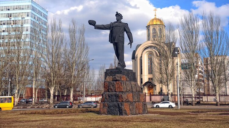 Памятник шахтеру в Донецке. Фото Twitter