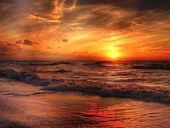 В Крыму на пляже обвалилась 20-тонная глыба. Пострадала пара