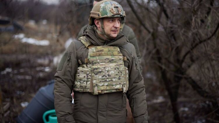 Владимир Зеленский на Донбассе в военной форме. Фото Офиса президента