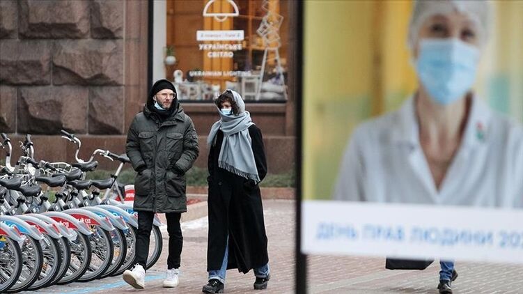 Рада хочет позволить Кабмину ограничивать в правах украинцев на время карантина. Фото: aa.com.tr