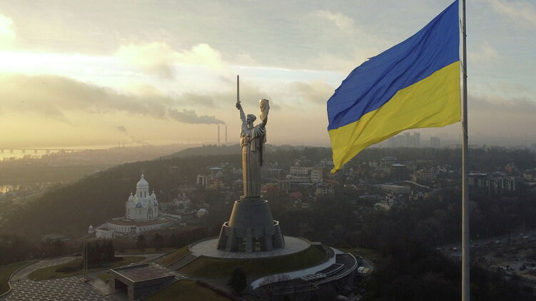 Запад пугает Украину вторжением с Востока