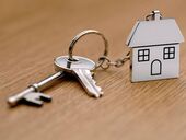 Переселенцы и "сговор риелторов". Почему в Киеве дорожает аренда жилья и что будет с ценами дальше