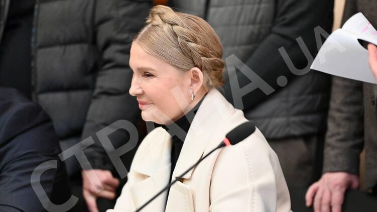 Юлия Тимошенко в суде по избранию ей меры пресечения. Фото 