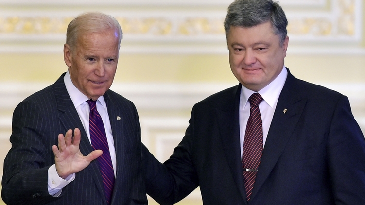 Прощальный визит Джо Байдена в Украину каким-то образом совпал с ужесточением требований МВФ, фото: Украинские новости