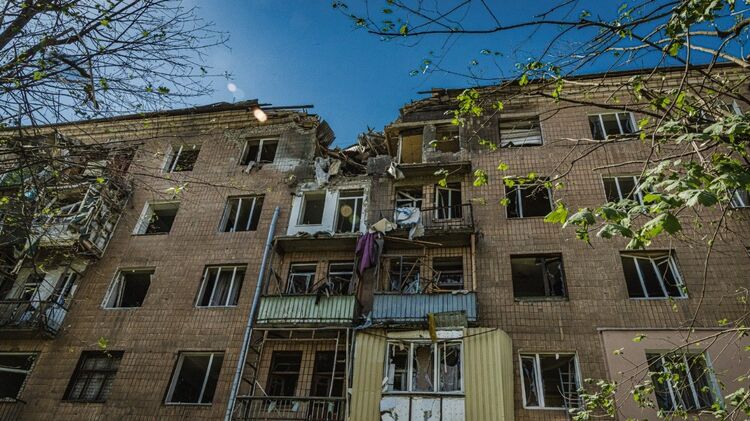 Последствия ударов по Харькову. Фото: ГСЧС