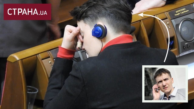 Савченко спит на своем рабочем месте, фото: Аркадий Манн, 