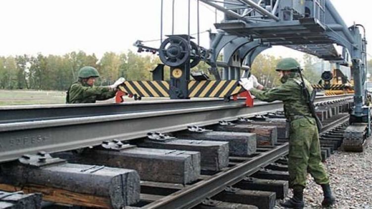Дорогу в обход Украины строили и военные железнодорожники России, фото:zavtra.ru