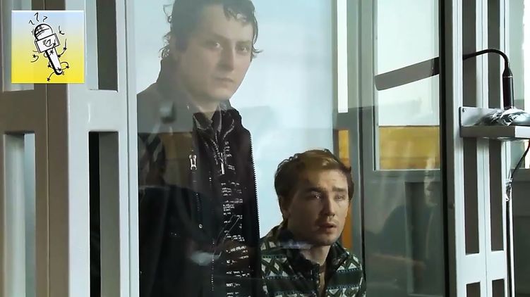 Евгений Тимонин и Дмитрий Василец ждут приговора, фото: Центр Свободы Слова/YouTube
