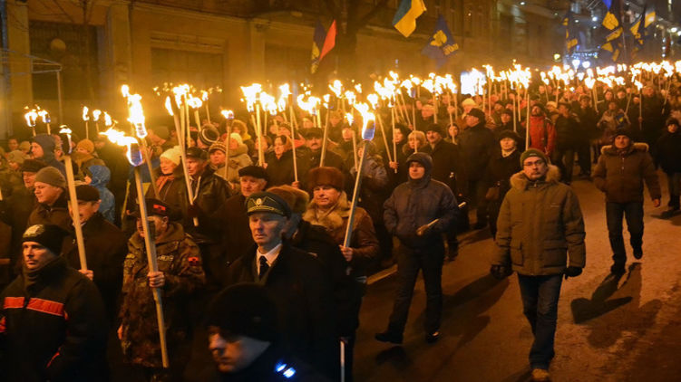 Националисты убеждают, что от их марша 14 октября не стоит ждать неожиданностей, но им не все верят, фото: http://svoboda.org.ua