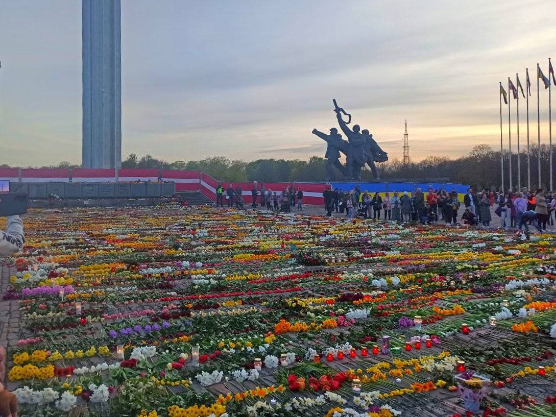 Памятник воинам Советской Армии - освободителям Риги