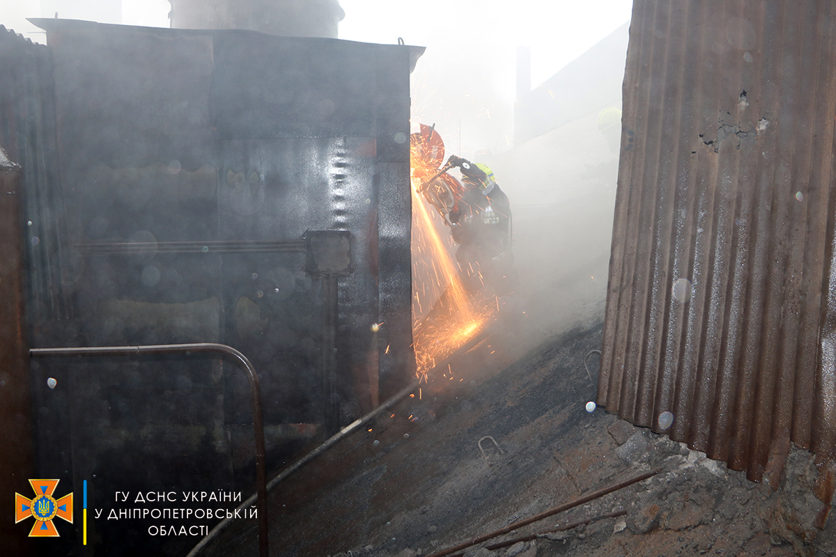 В Днепре произошел пожар на крупном металлургическом заводе