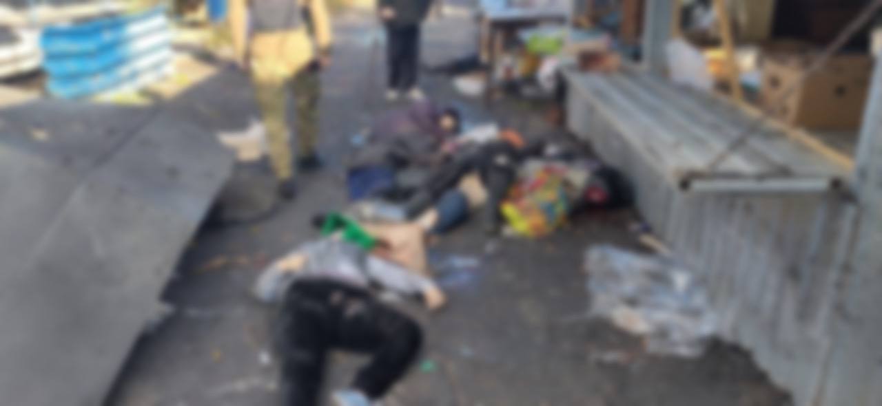 В Авдеевке под обстрел попал центральный рынок - фото