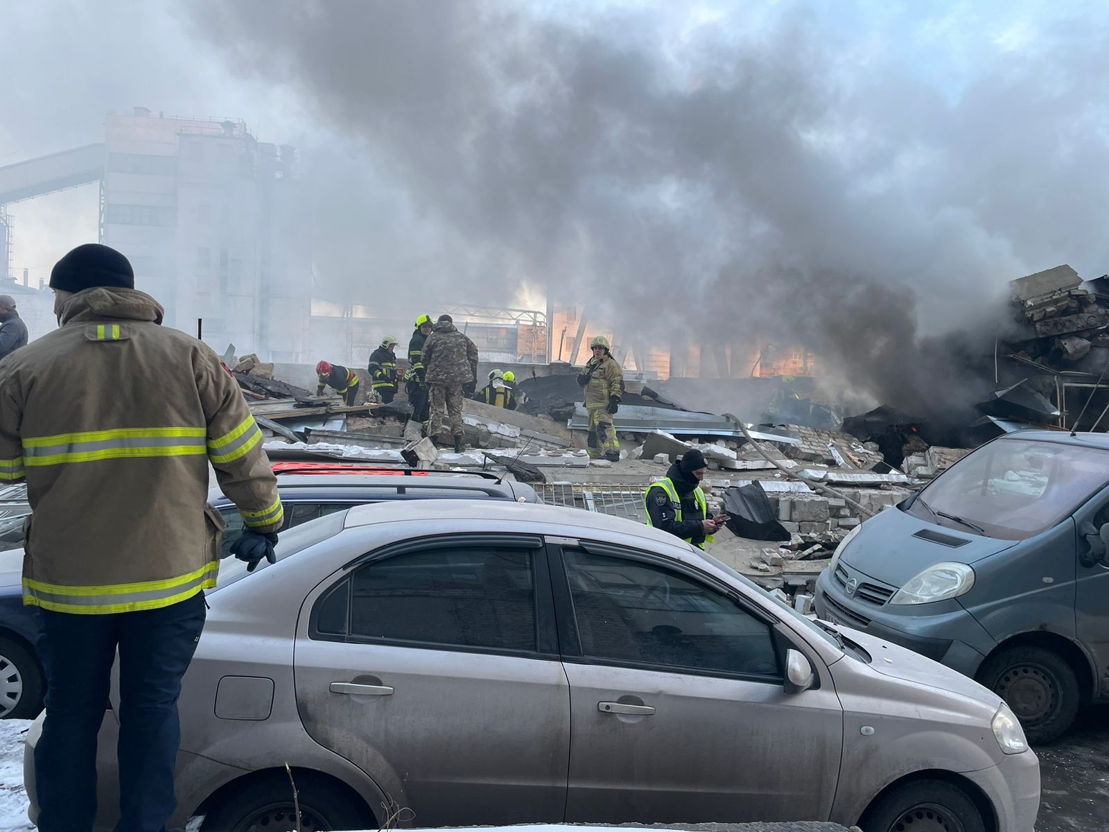 Наслідки вибуху у Дарницькому районі Києва