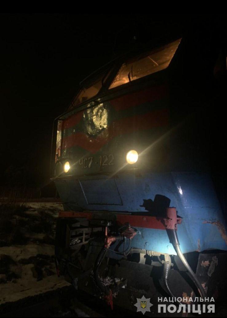 Во Львовской области поезд насмерть сбил двух человек