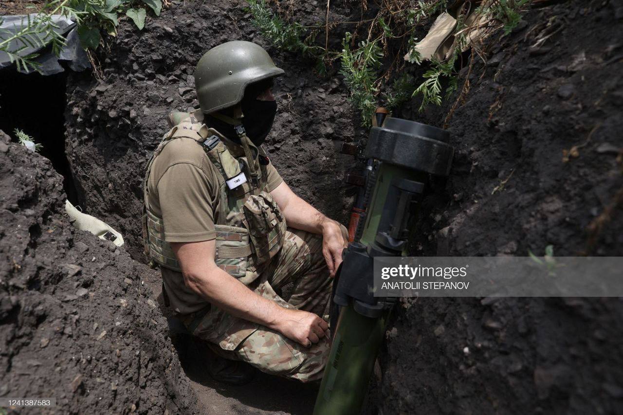Украинские военные на Донбассе, фото 2
