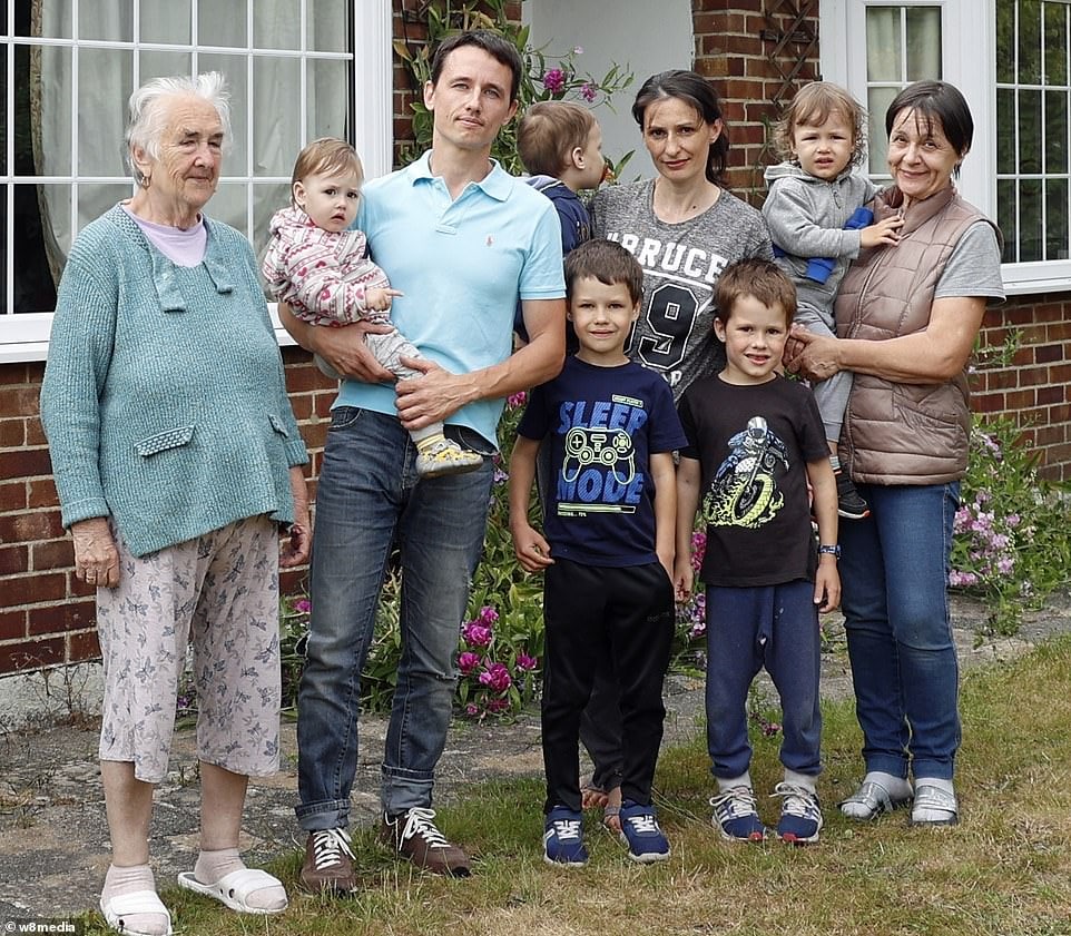 Семья украинских беженцев в Великобритании