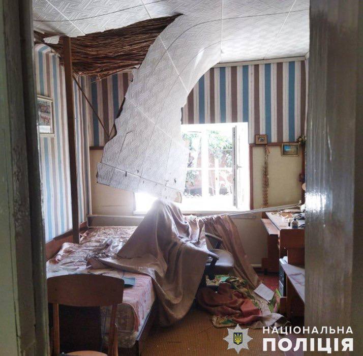Полиция Николаевской области опубликовала фото с последствиями ночных обстрелов Николаева и Очакова и уведомила о разрушениях и пострадавших