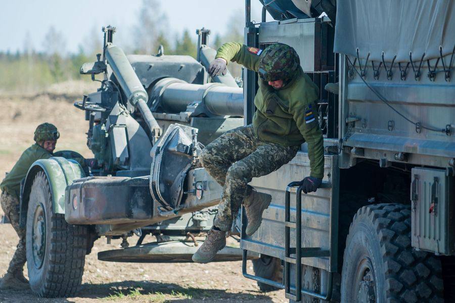 В Эстонии обучают украинских артиллеристов