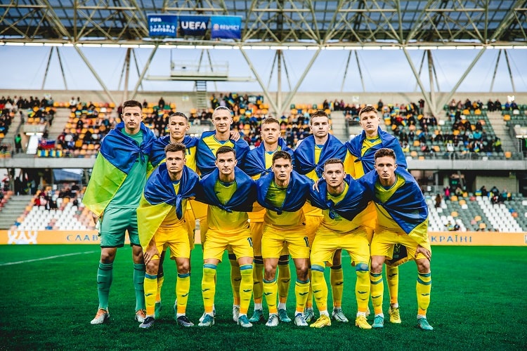 Молодежная сборная Украины по футболу разгромила словаков и выступит на Евро-2023. Все участники