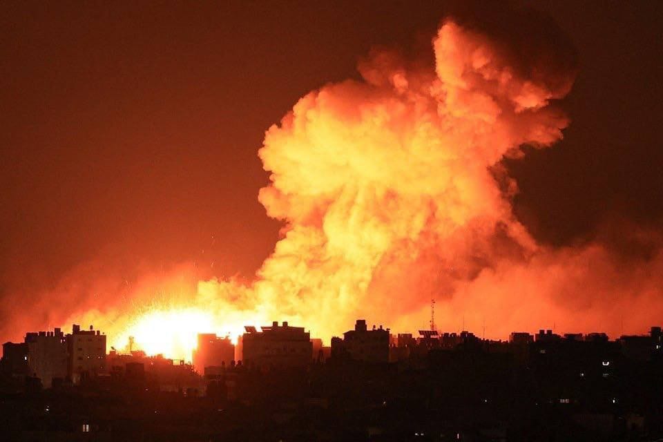 Фото новых обстрелов Газы израильской армией