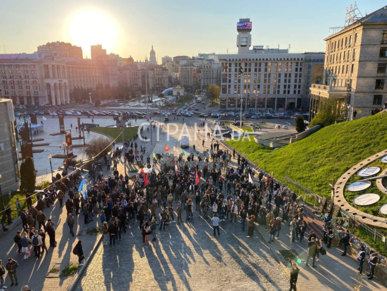 В Киеве прошел марш наследников эсэсовцев 